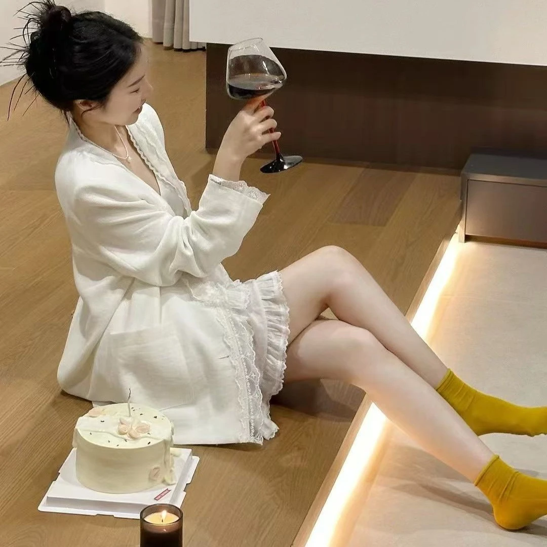 2025早春新款今年流行爆款小香风高级感白色蕾丝西装外套百搭半裙