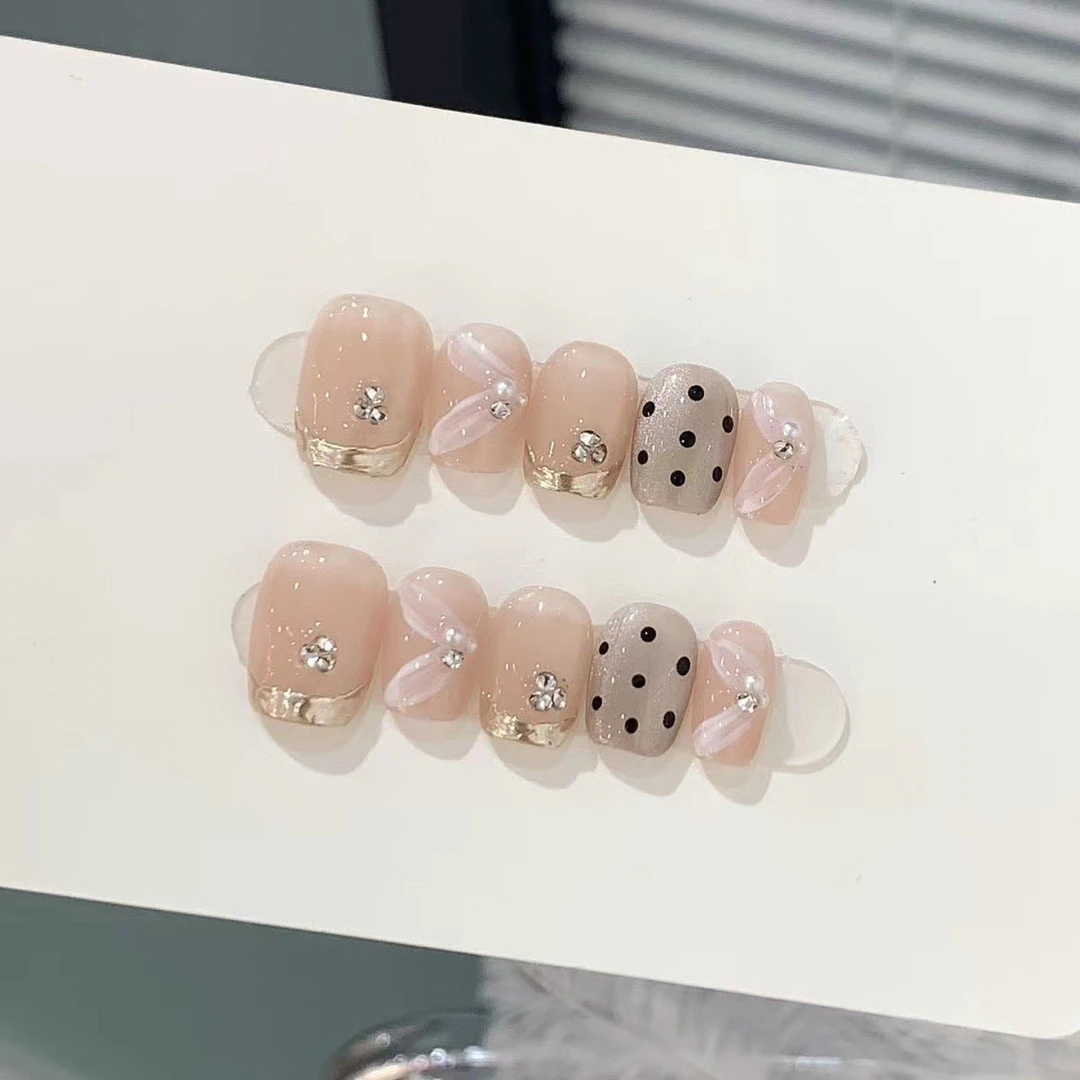 手工穿戴甲小短甲墨镜手绘波点法式奶油芭蕾气质清新甜美美甲甲片