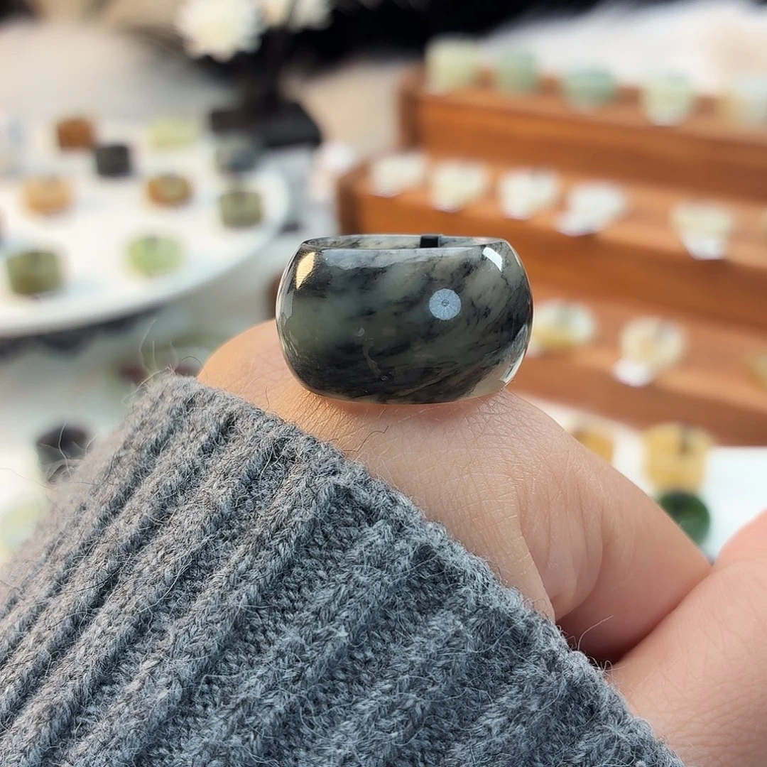 和田玉未镶嵌戒指i69意境青花墩墩17.7mm