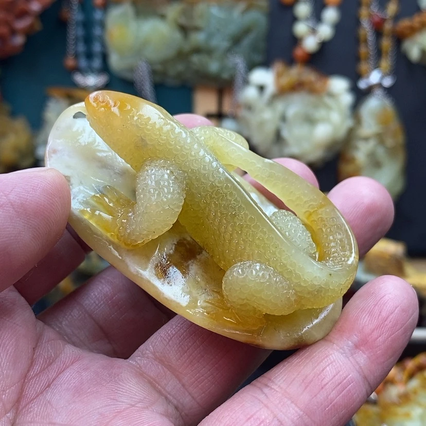 【闪购商品】蛇纹石玉吊坠未镶嵌