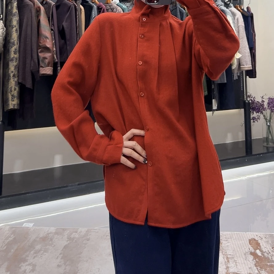 高版本人字纹羊毛木耳领斜襟纽扣衬衫