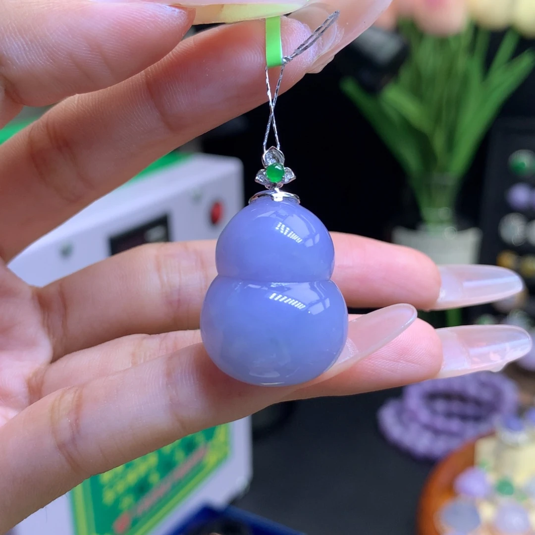 翡翠18K金镶嵌颈饰天然