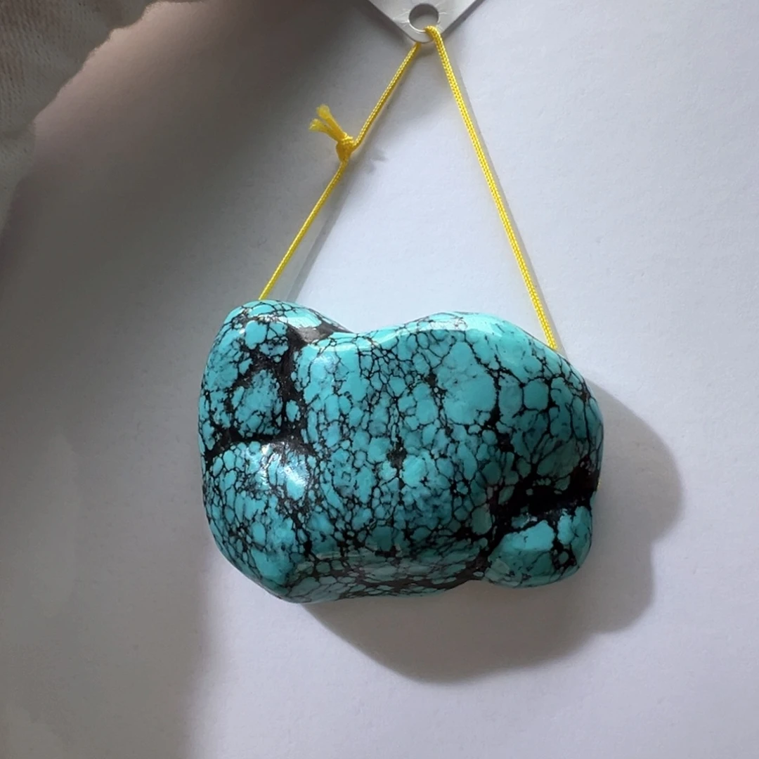 绿松石未镶嵌挂件