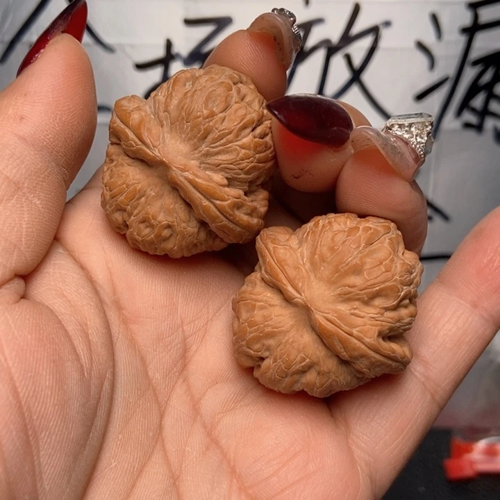 文玩核桃吊坠小**匠元宝25