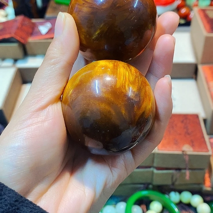 琥珀颈饰未镶嵌主播的节目有多精彩啊我