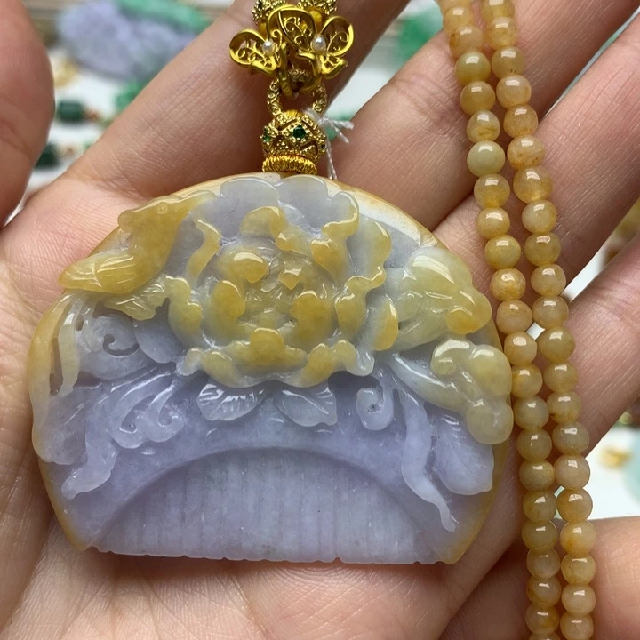 颈饰未镶嵌翡翠翡翠