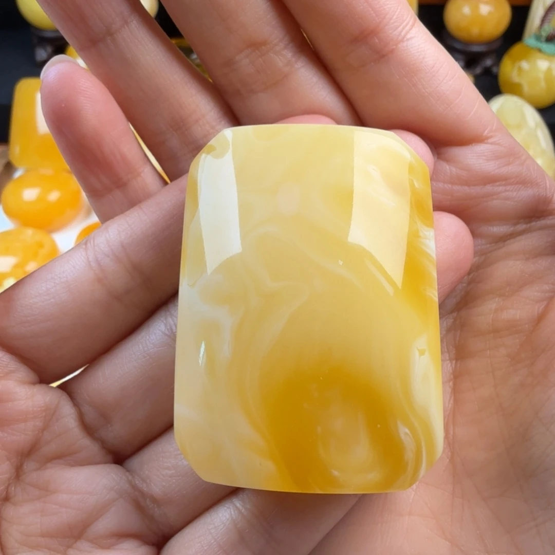 琥珀未镶嵌颈饰纯天然琥珀蜜蜡无优化