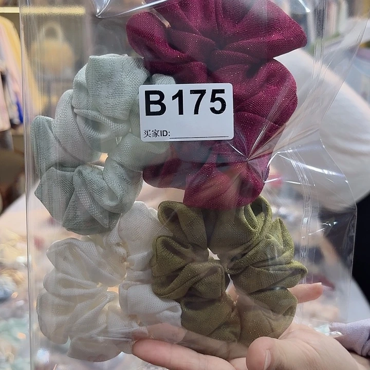 叶***凉非遗传承人的精神风貌