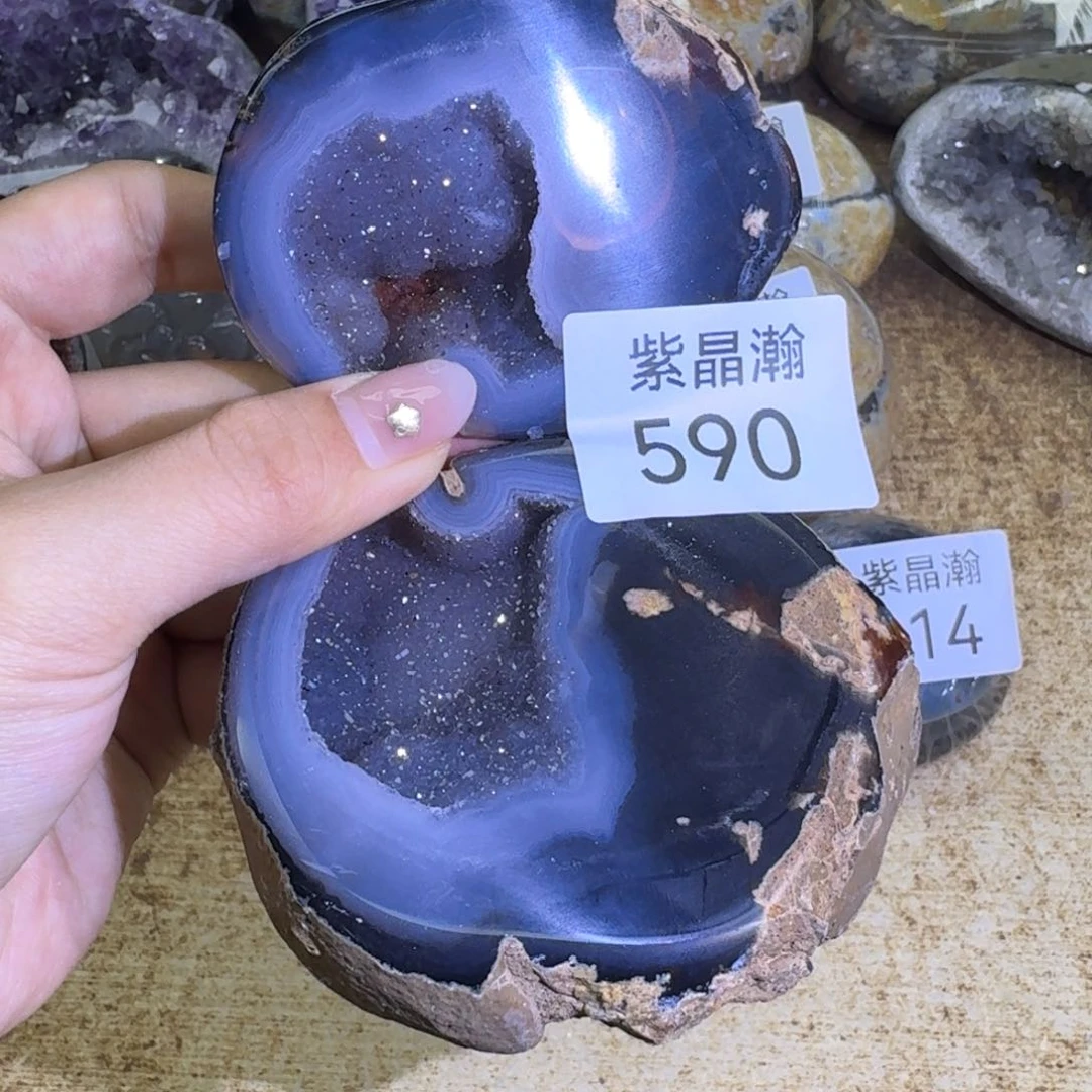 未镶嵌水晶大型摆件（非配饰）