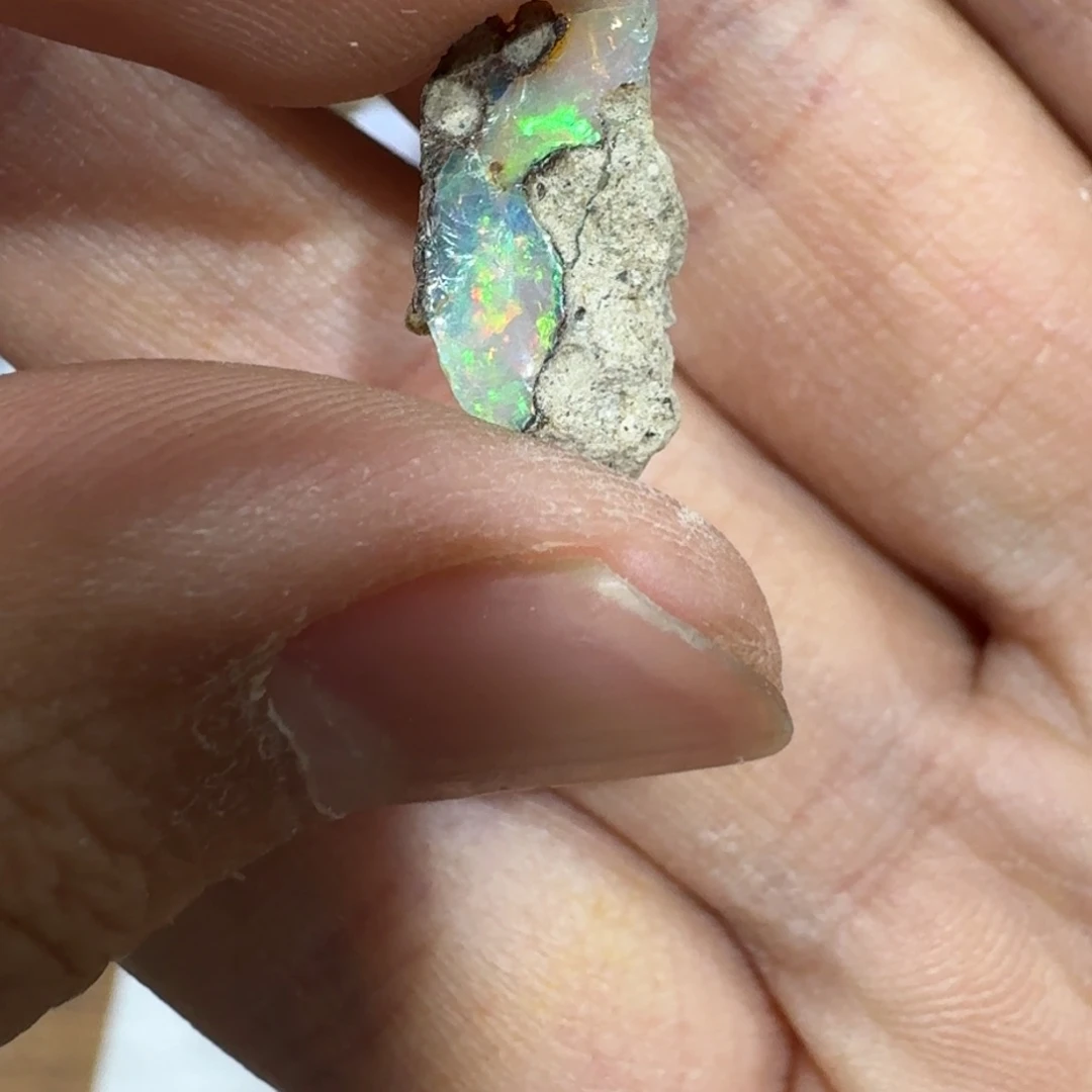 月下珠宝严选矿物