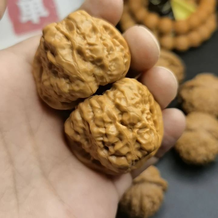 文玩核桃把件38尺蛤蟆头