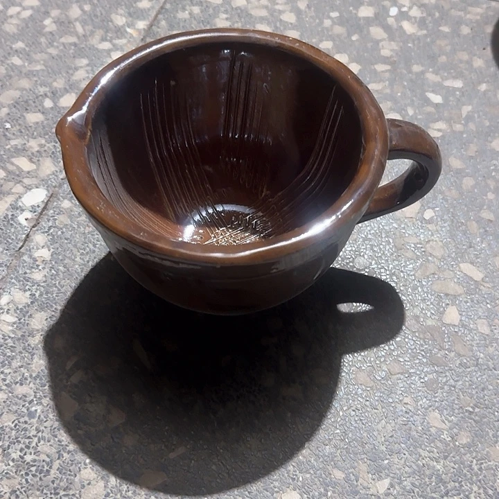 瓷片陶瓷盘子碗啥都有