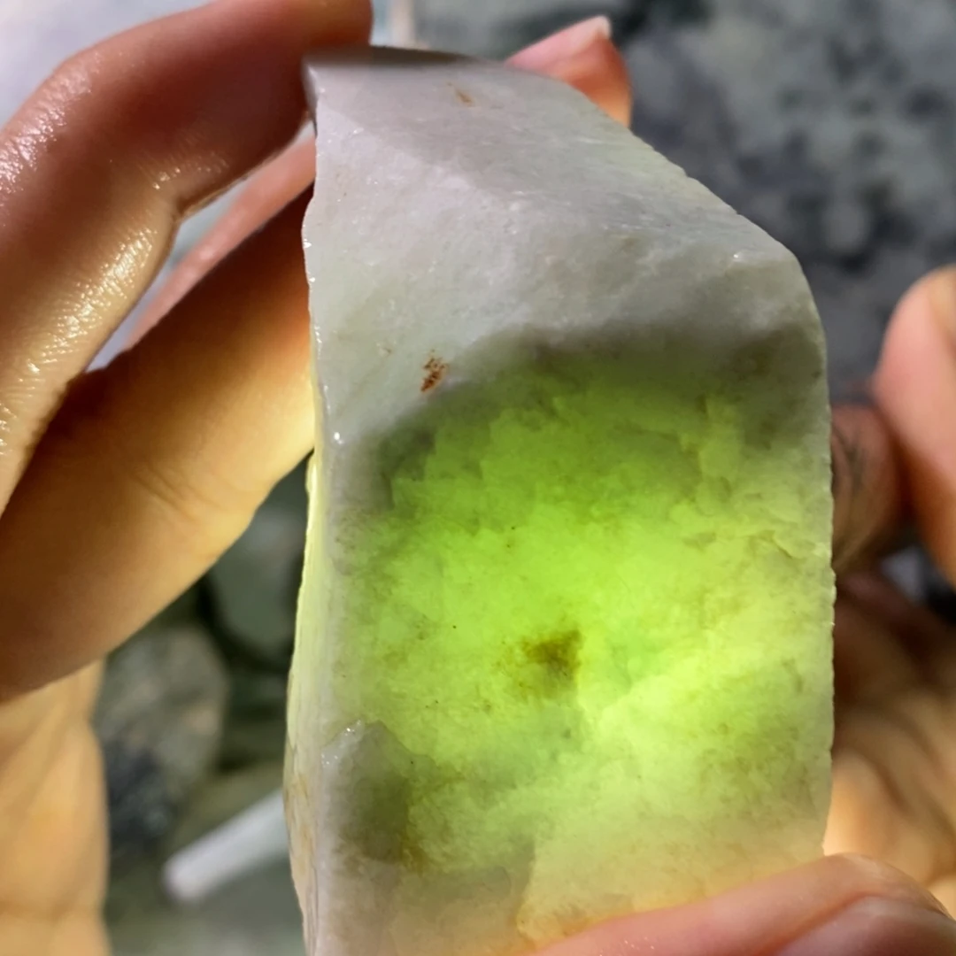 颈饰未镶嵌翡翠天然