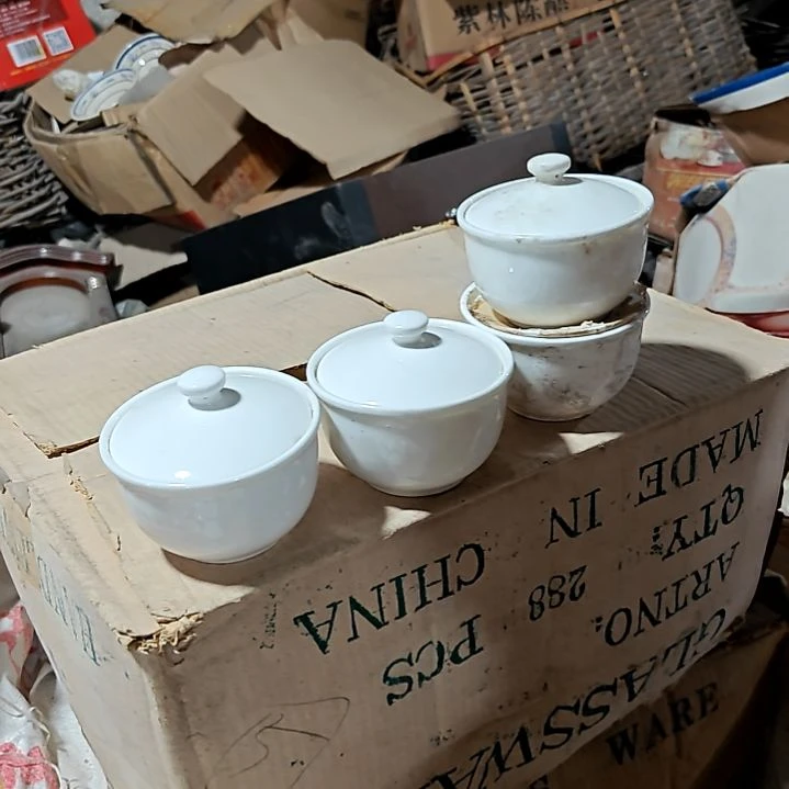 摆件陶瓷盘子碗啥都有