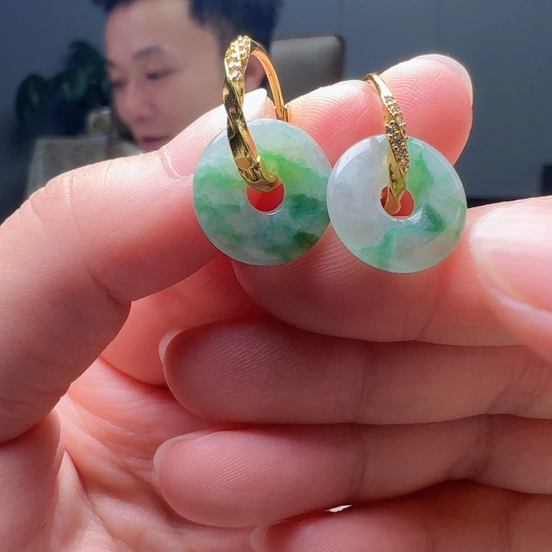 翡翠未镶嵌耳饰天然