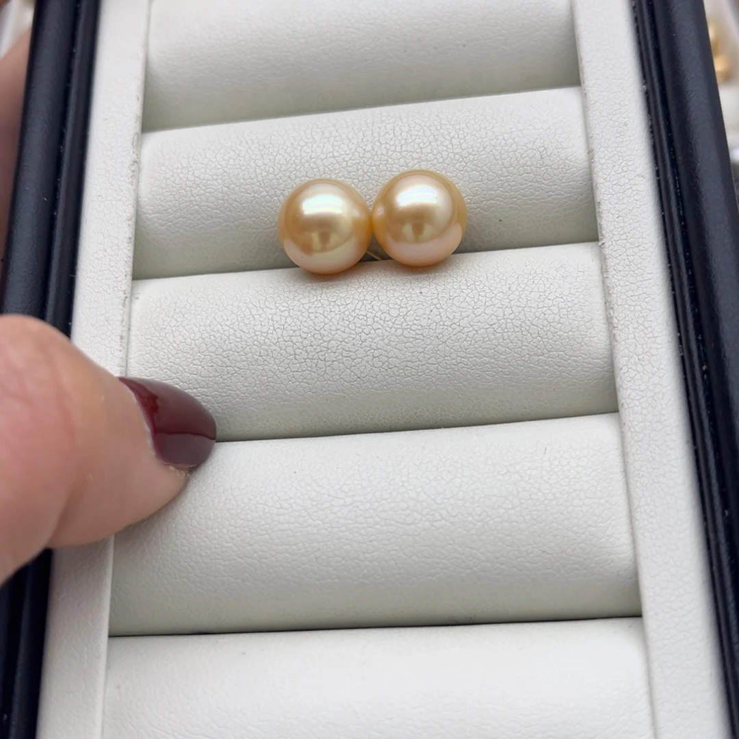 耳饰海水珍珠18K金镶嵌