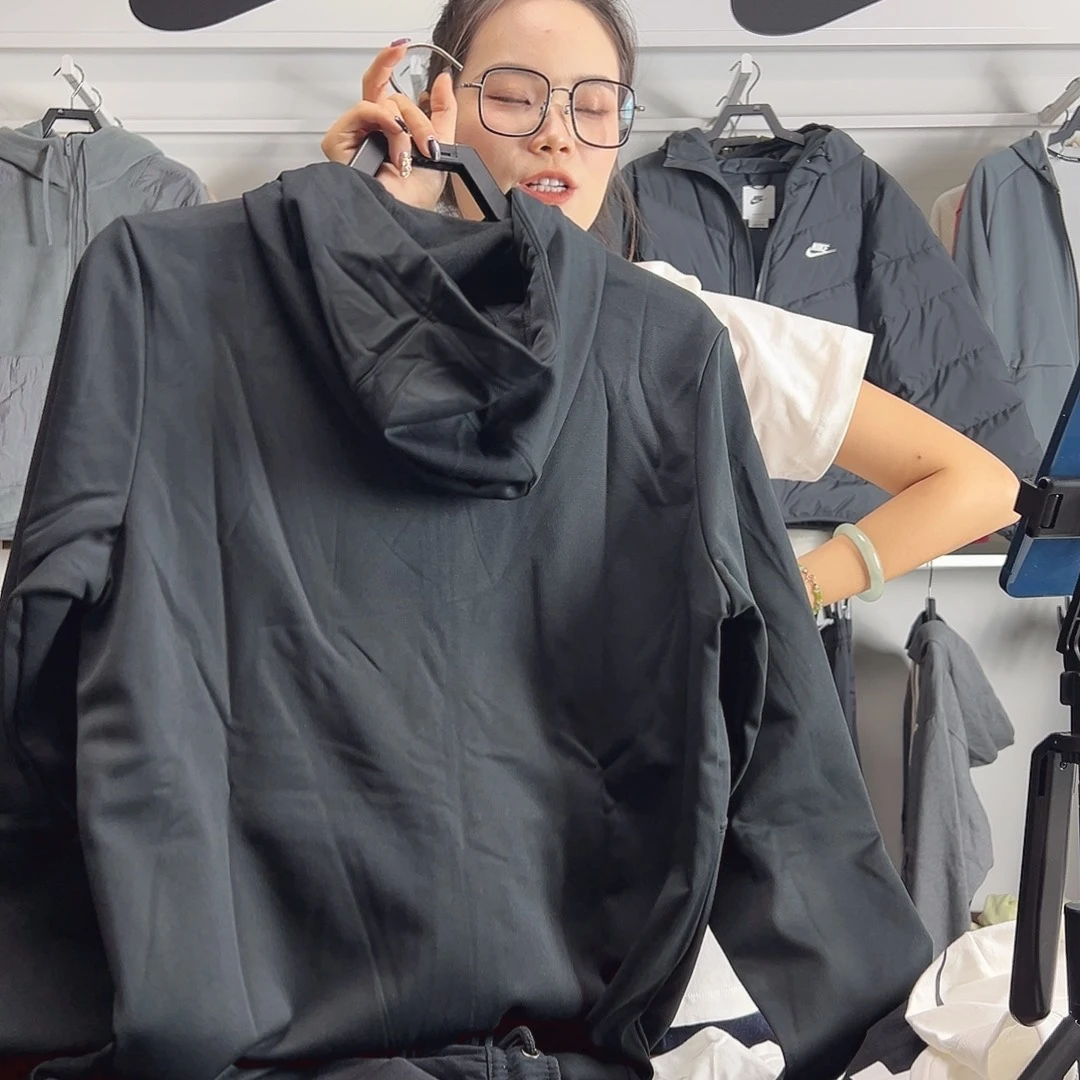 用***86232外套 L 不退换