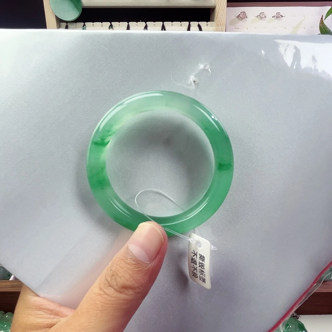 石英质玉未镶嵌手镯51.5