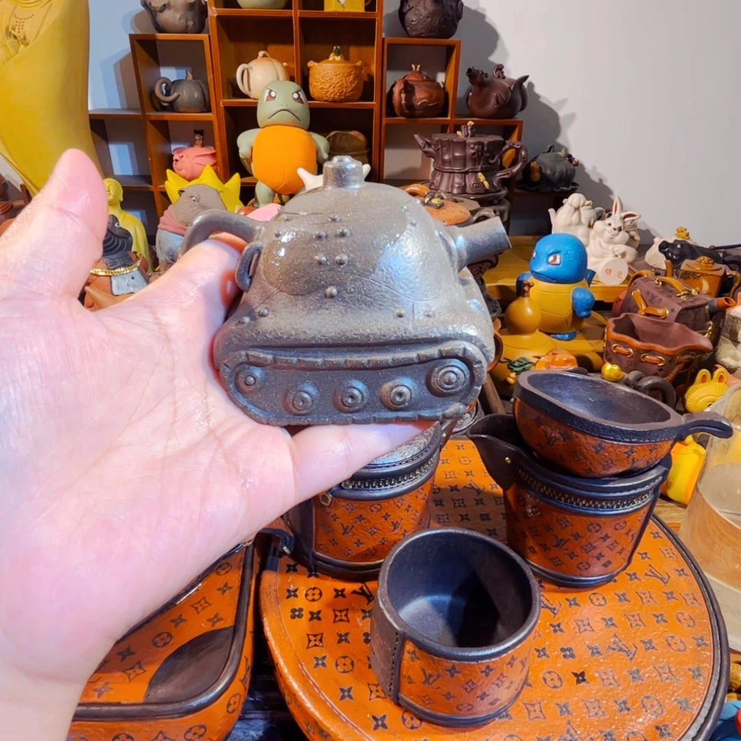 茶壶紫砂纯手工制作的时候真的