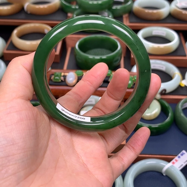 和田玉（碧玉）手镯58圈口未镶嵌