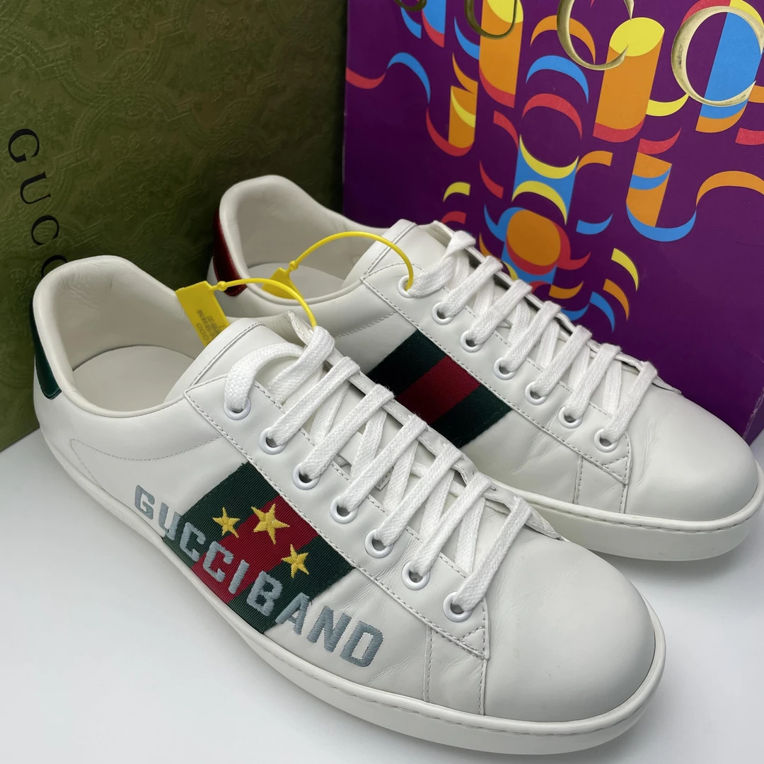 95新 GUCCI/古驰 41.5欧码/男士白色星星刺绣舒适低帮板鞋