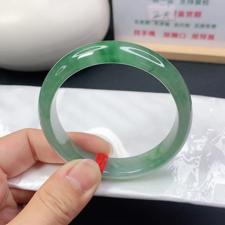 未镶嵌手镯翡翠5657