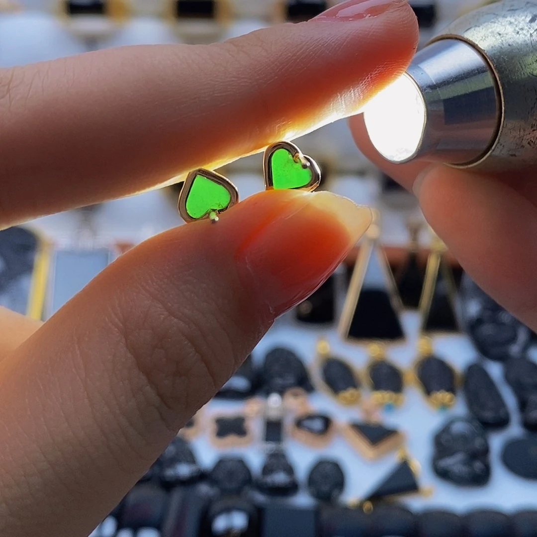 定制翡翠戒指18K金镶嵌