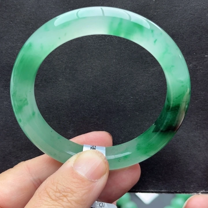 石英质玉未镶嵌手镯54