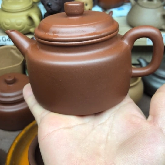 紫砂茶壶小红泥得中220豪升左右
