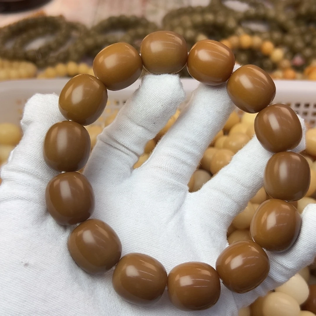 喵***大吊坠菩提根/象牙果20微瑕795