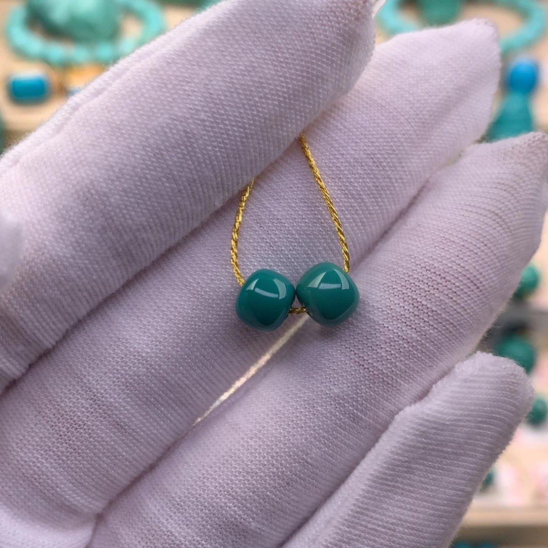 龙***司绿松石未镶嵌珠宝奇石