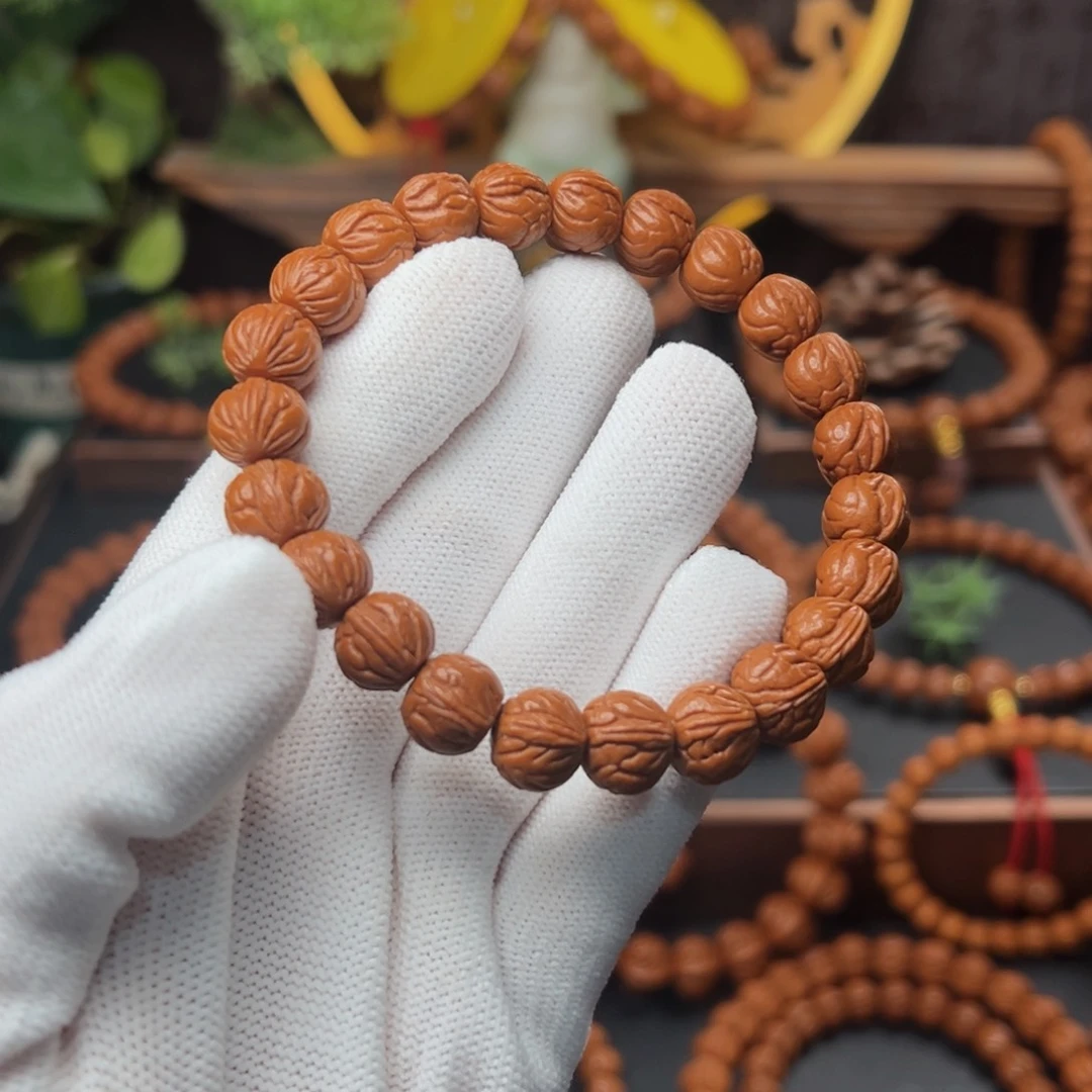 吊坠桃核用*-1.1玉龙脊手串