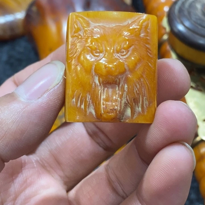 滴血莲花菩提吊坠