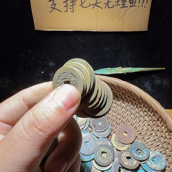 用***6小李小李手机工艺品挂件029