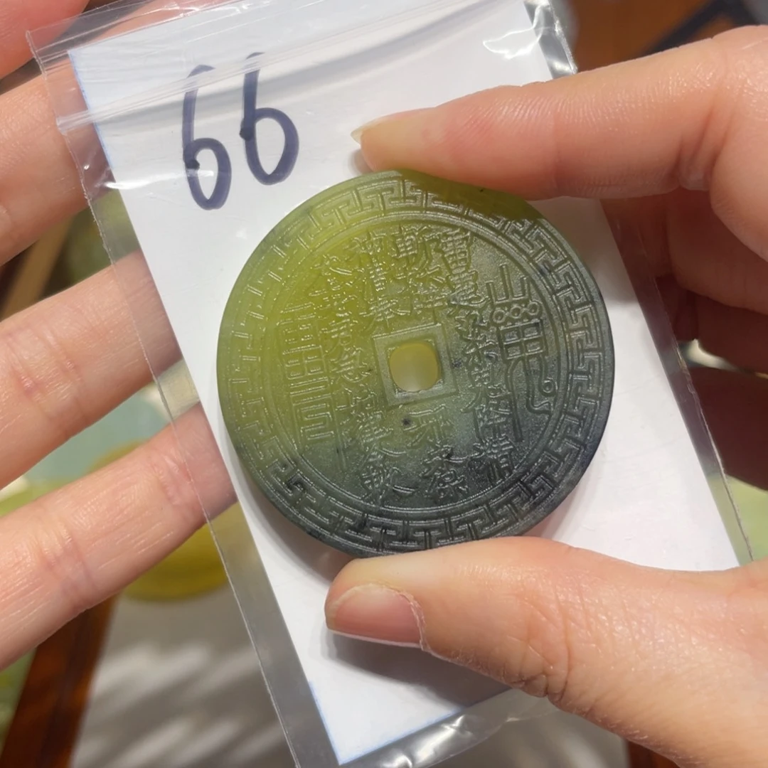 岫玉未镶嵌颈饰拾*颈饰