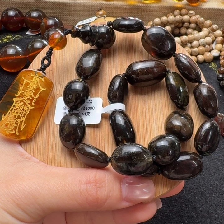 琥珀未镶嵌珠宝奇石随形手持