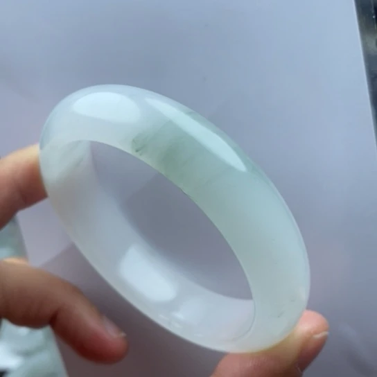 石英质玉（金丝玉）手镯未镶嵌