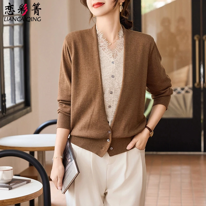 妈妈装时尚洋气质春装V领蕾丝镂空钩花假两件开衫中老女时尚上衣