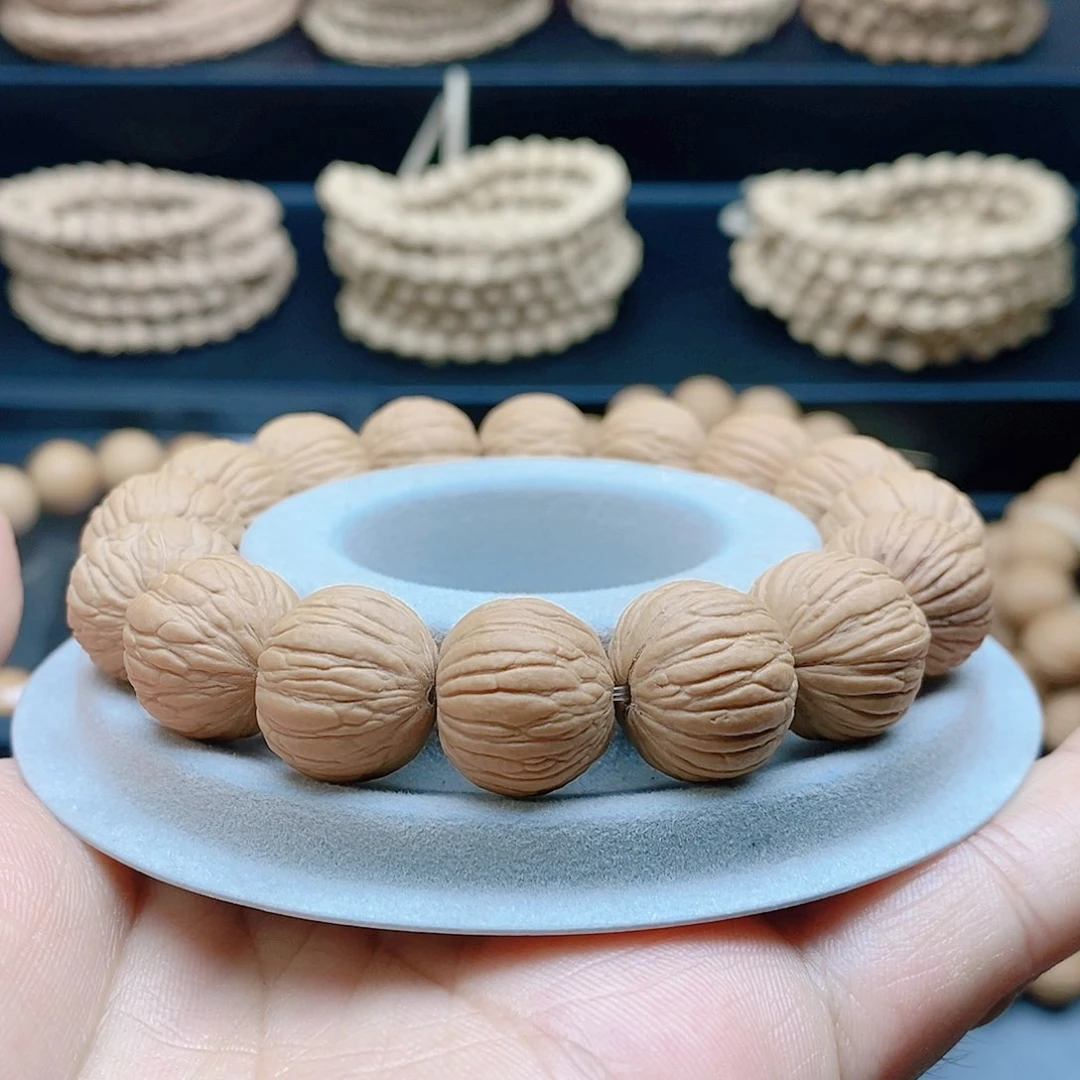 全品猴头手串尺寸16误差0.3……