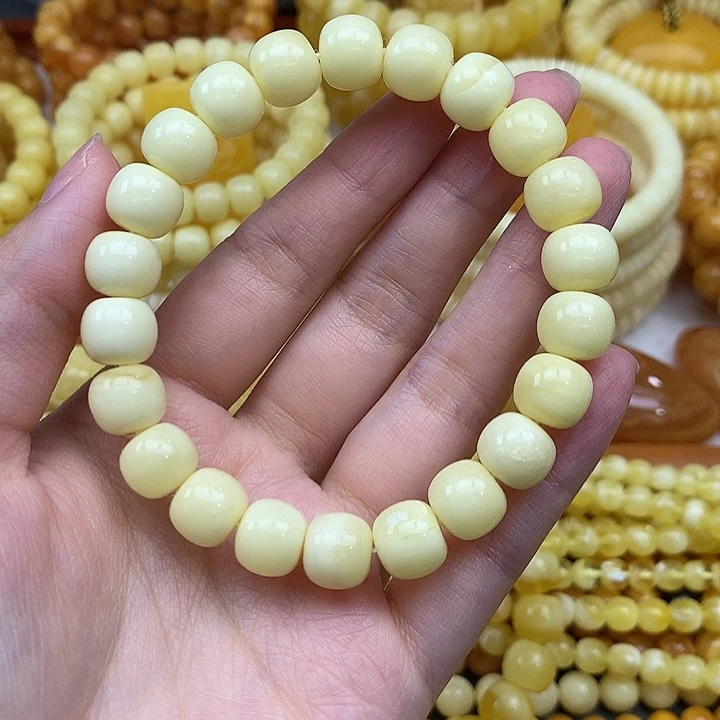 蜜蜡未镶嵌珠宝奇石