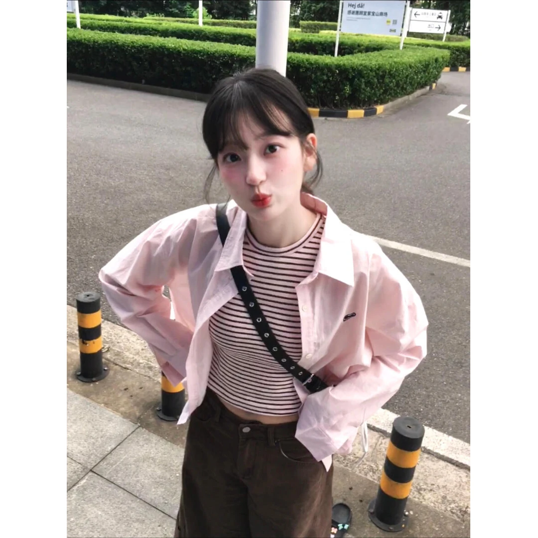 甜美减龄三件套装女夏季新款条纹背心上衣粉色洋气衬衫松弛感裤子