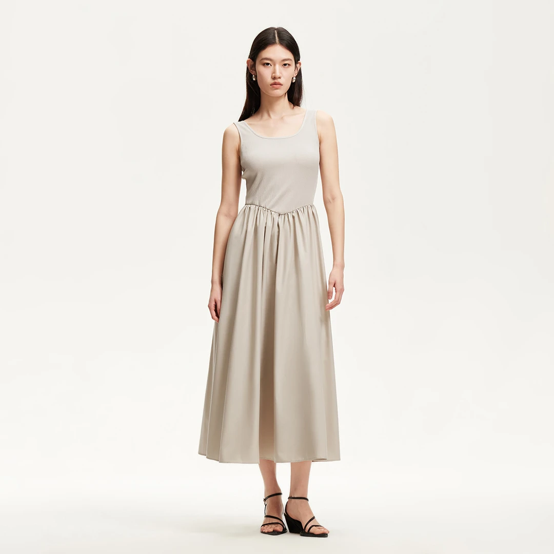 【达人专属】Vero Moda连衣裙女长款背心式千金氧气裙325161032