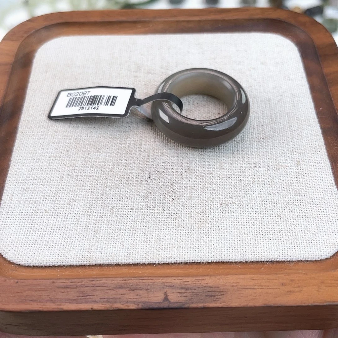 和田玉未镶嵌戒指U119烟紫色轮胎17.1不退换