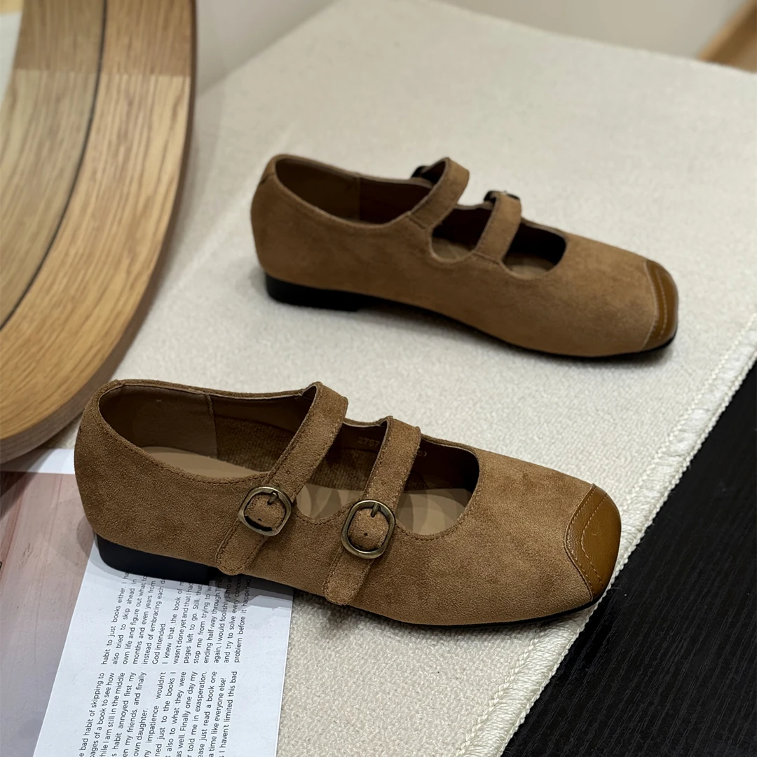法式方头绒面拼接玛丽珍单鞋女2025新款秋季平底小众皮带扣晚晚鞋