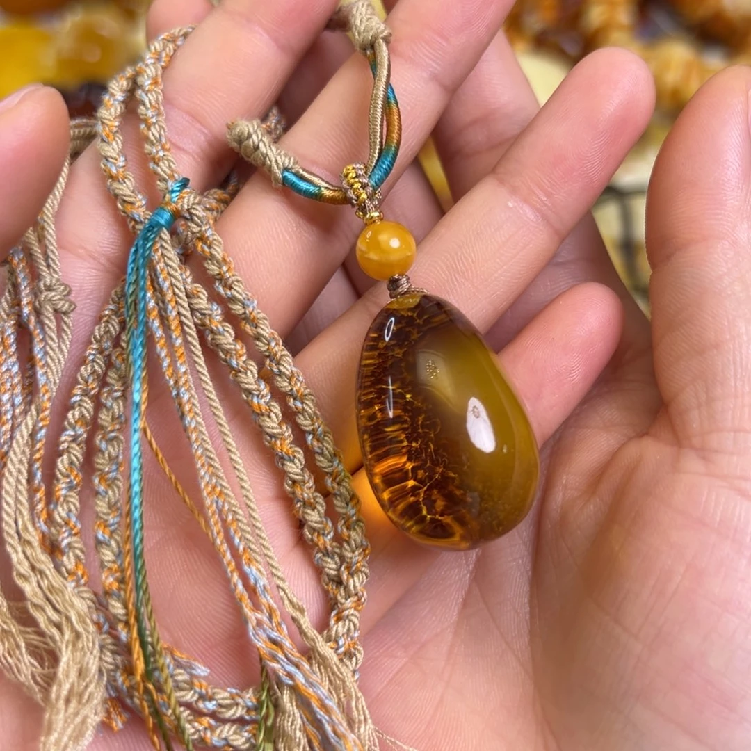 未镶嵌蜜蜡裸石琥珀