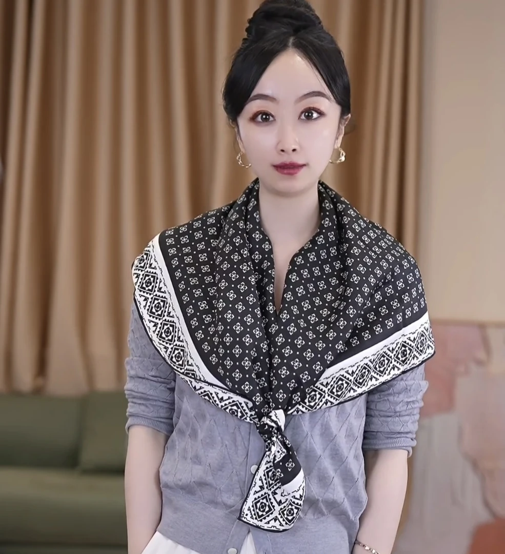 21姆米意罗绸100纯桑蚕丝90中方巾真丝围巾女款时尚丝巾复古黑白