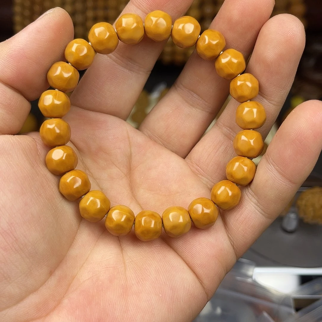 猴头核桃吊坠兰***生猴头核桃奶酪手串