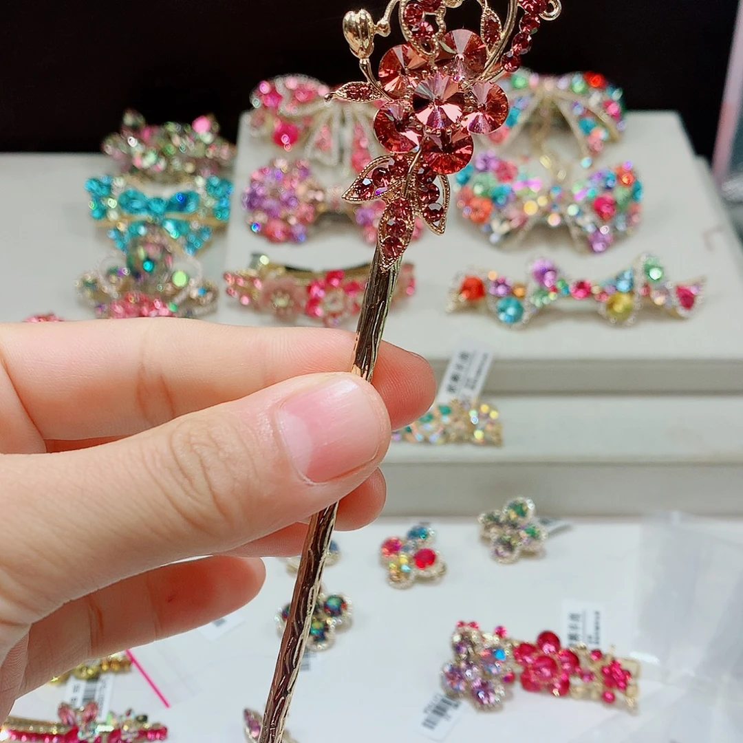 皮质铁合金发饰好看