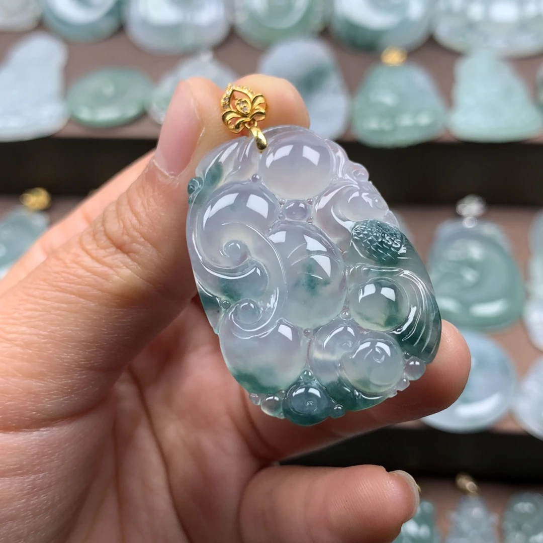 颈饰18K金镶嵌翡翠渣*℃天然翡翠