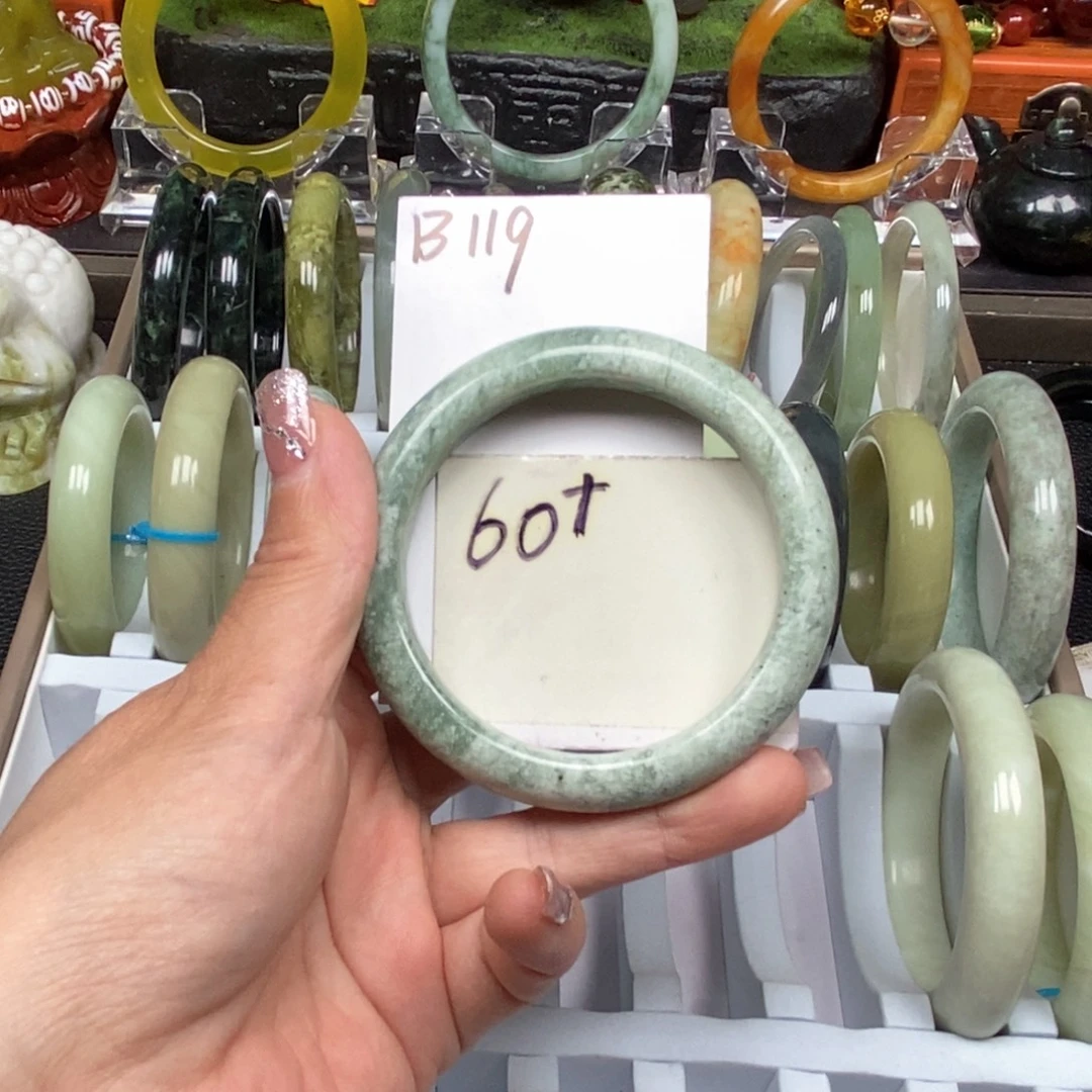 未镶嵌蛇纹石玉手镯